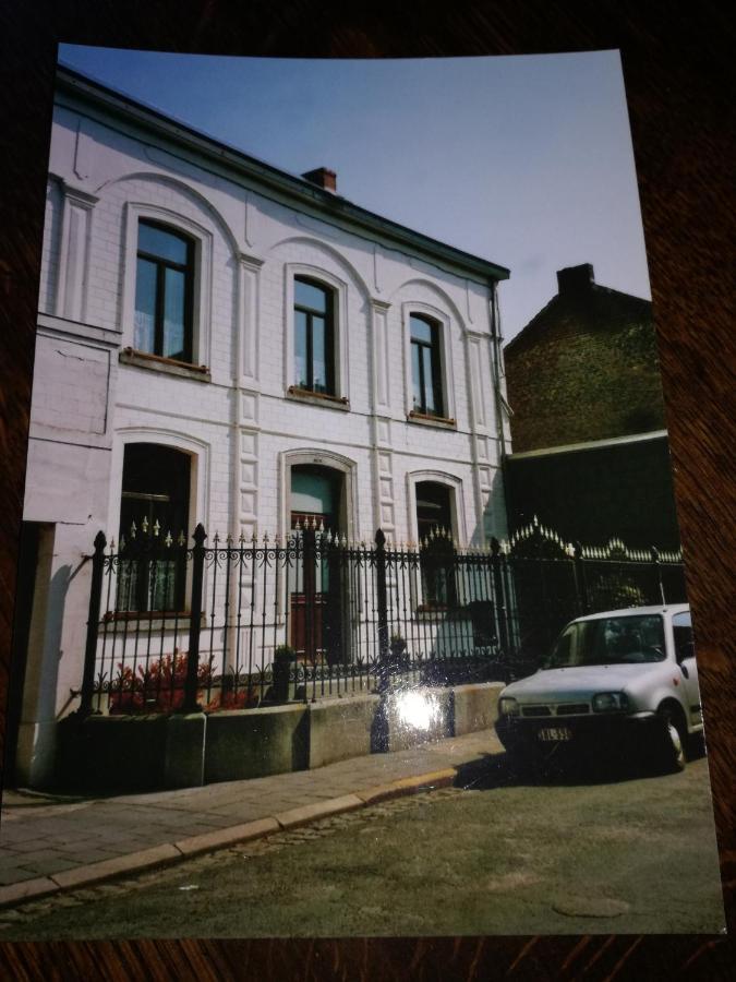B And B Comme Chez Soi La Hestre Экстерьер фото